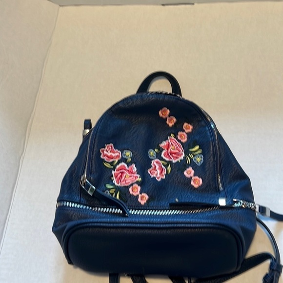 Urban Expressions mini backpack. - Picture 2 of 8